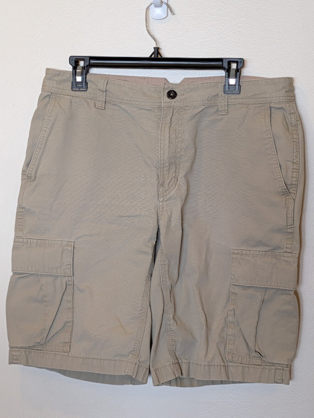 The North Face Men's Cargo Shorts in Light Khaki